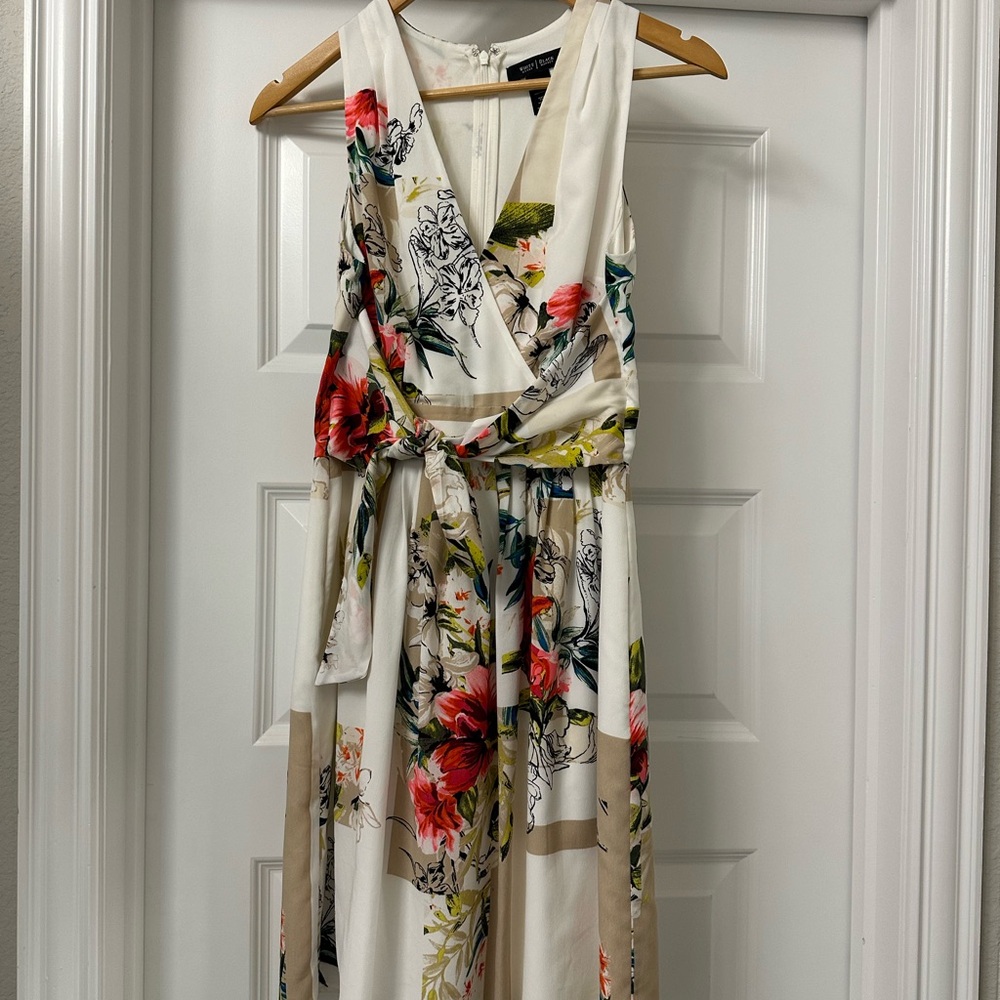 White House Black Market Floral Maxi Dress